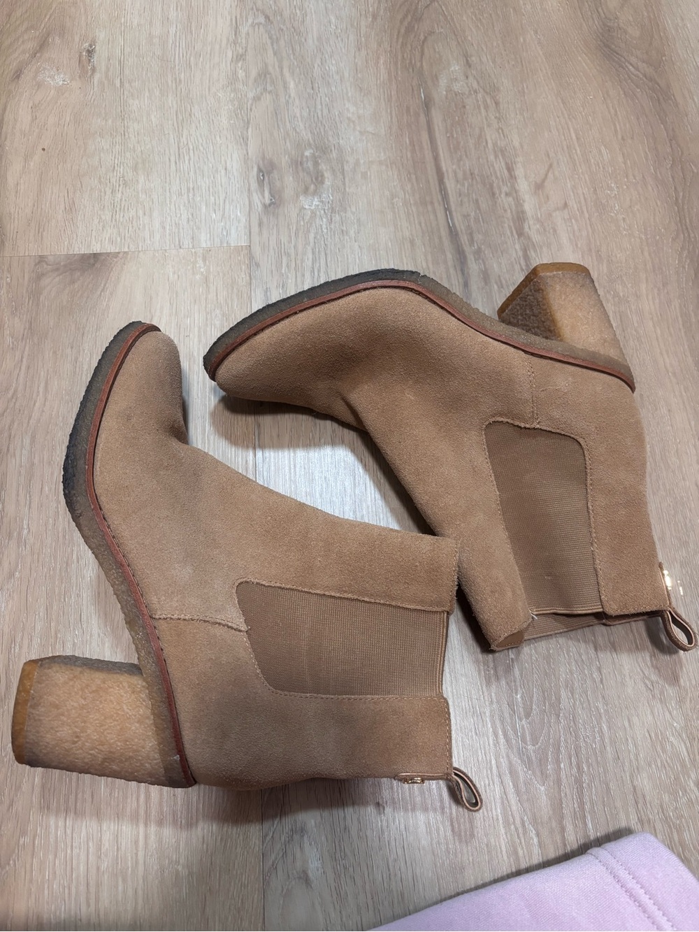 Lauren Ralph Women's Suede Tan Chelsea Block Heel Booties size 7.5
